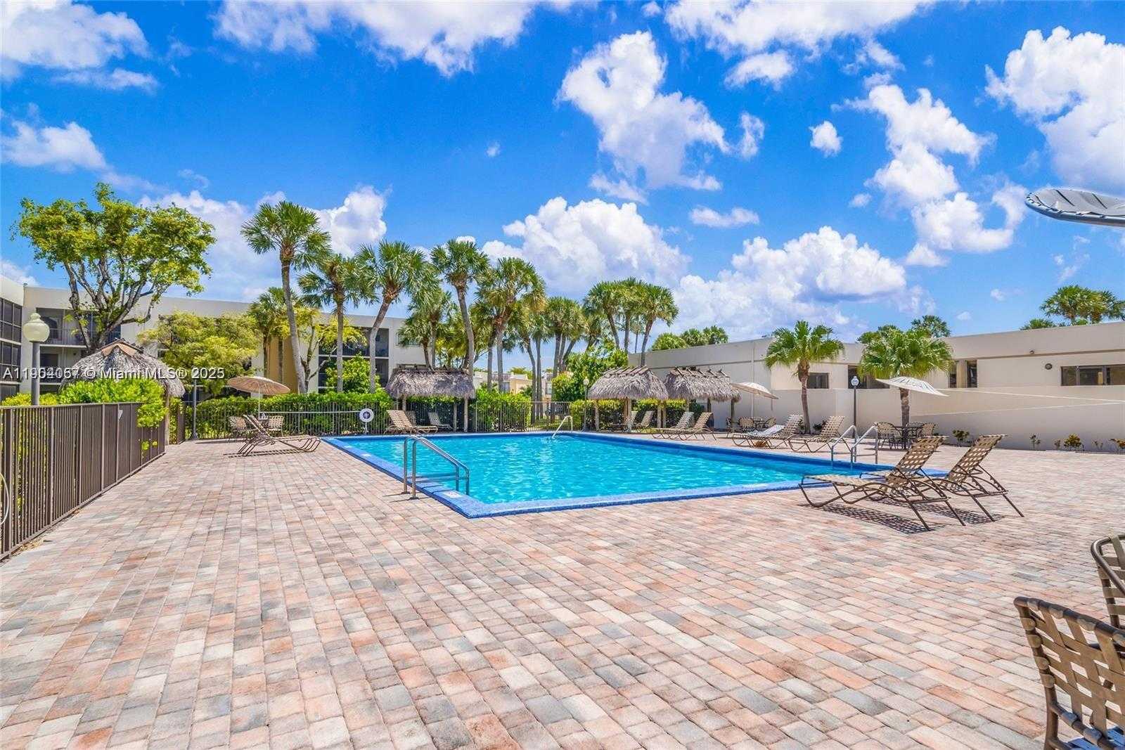 Small Image of 8005 SOUTH WEST 107TH AVE #122, Miami Number 26