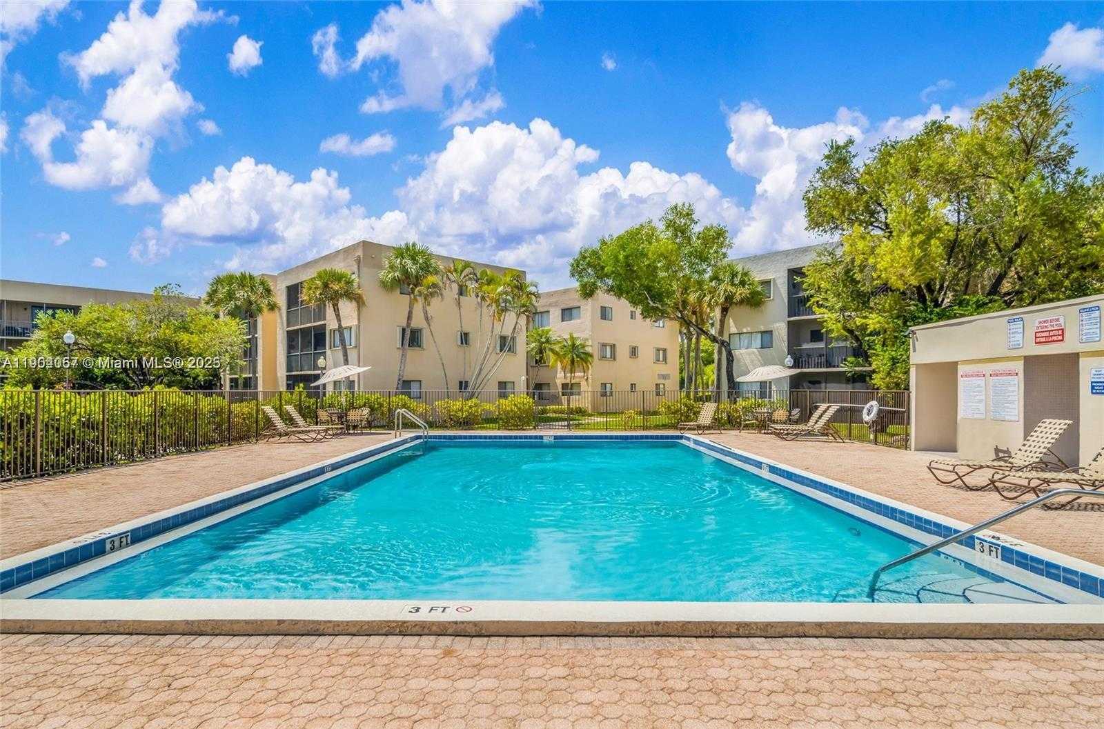 Small Image of 8005 SOUTH WEST 107TH AVE #122, Miami Number 27