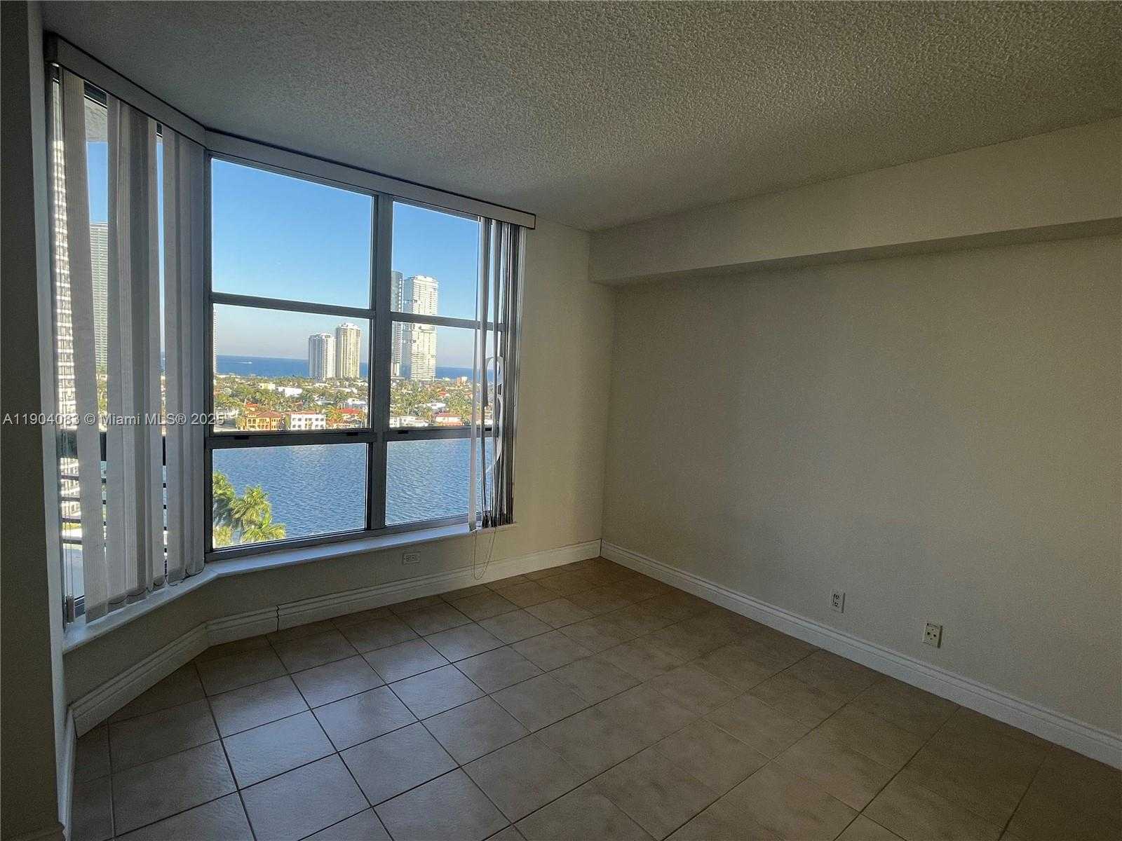 Small Image of 3600 MYSTIC POINTE DR #1717, Aventura Number 11