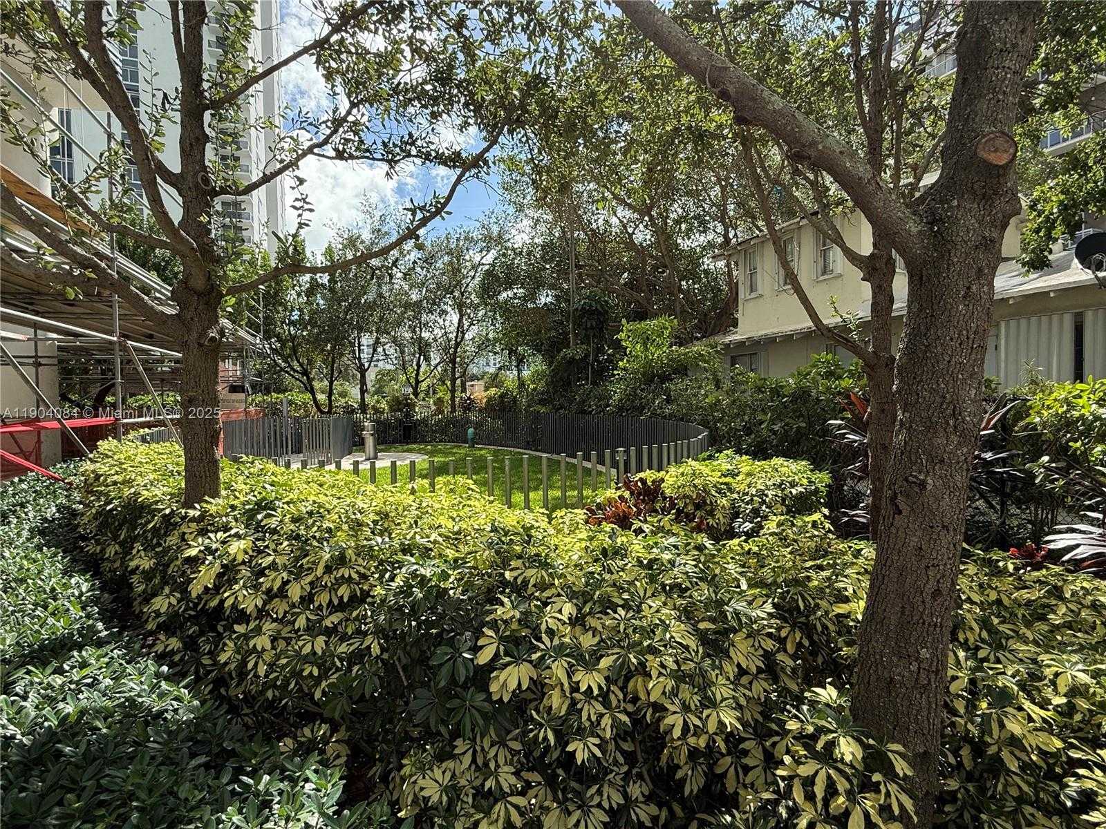 Small Image of 460 NORTH EAST 28TH ST #505, Miami Number 19