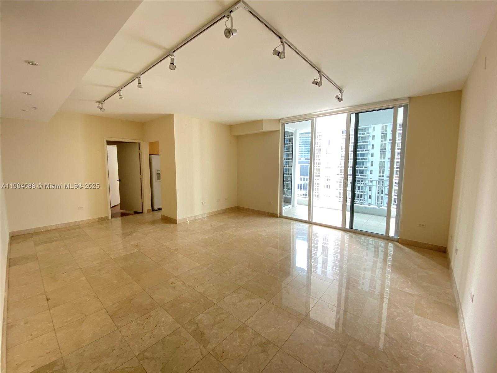 Small Image of 801 BRICKELL KEY BLVD #1510, Miami Number 11