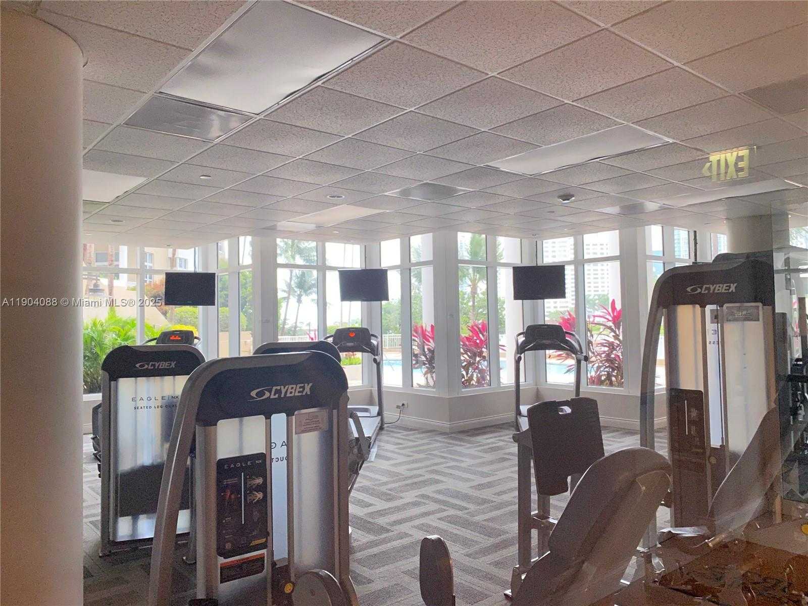 Small Image of 801 BRICKELL KEY BLVD #1510, Miami Number 31