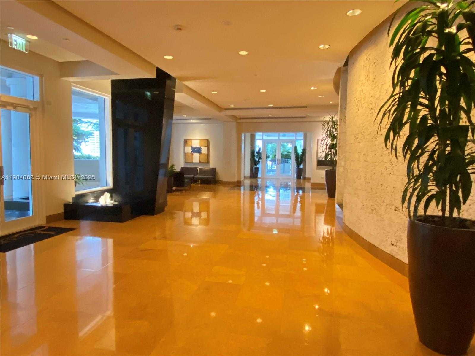 Small Image of 801 BRICKELL KEY BLVD #1510, Miami Number 32