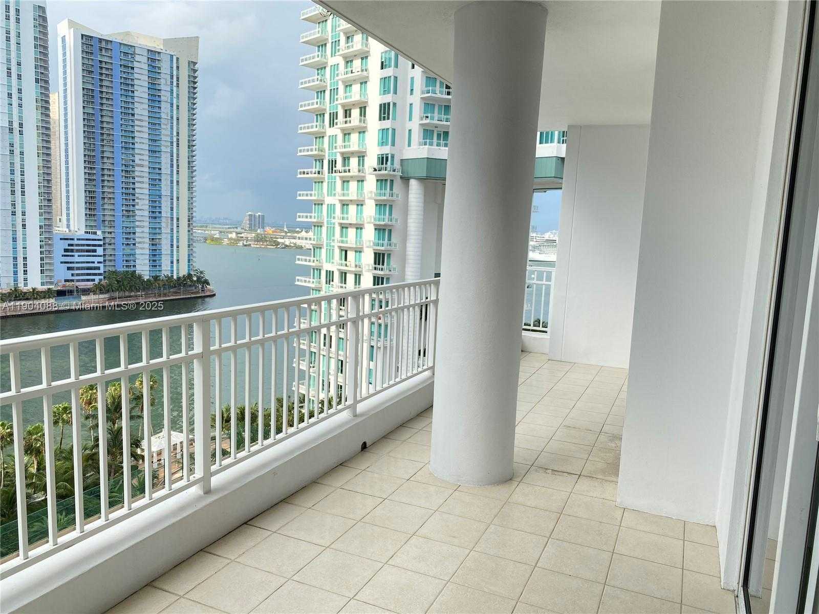 Small Image of 801 BRICKELL KEY BLVD #1510, Miami Number 5
