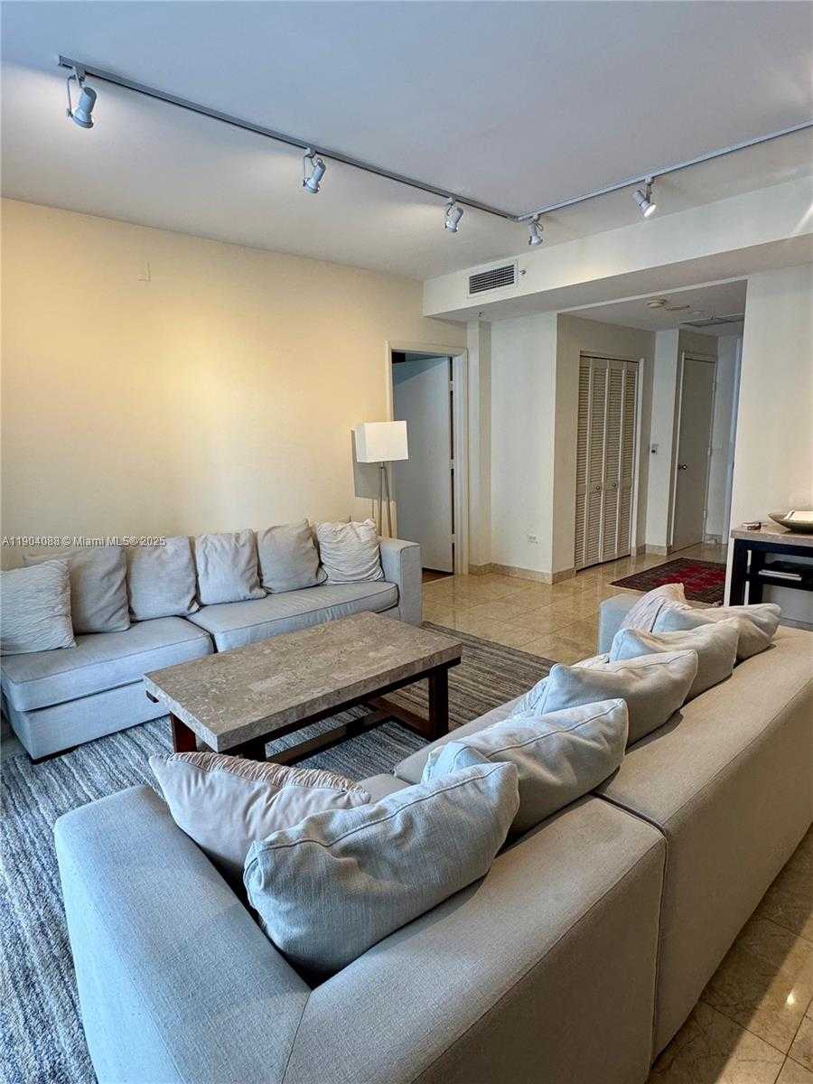 Small Image of 801 BRICKELL KEY BLVD #1510, Miami Number 7