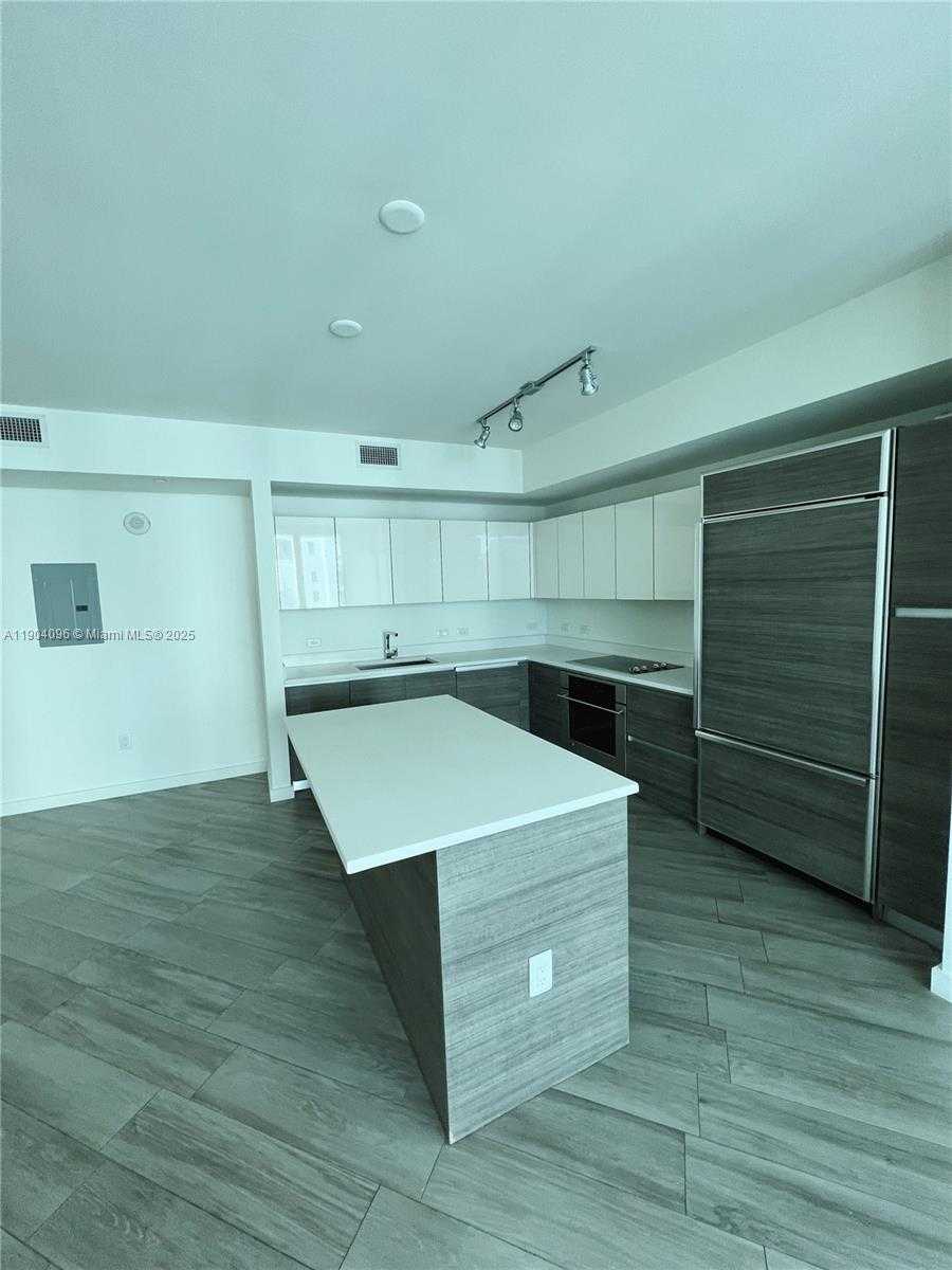 Small Image of 1100 SOUTH MIAMI AVE #3310, Miami Number 2