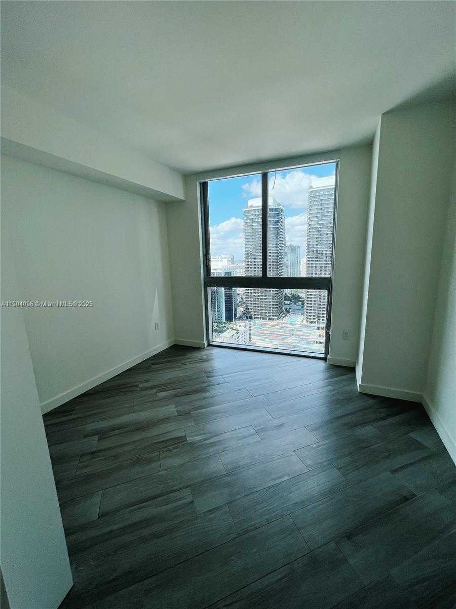 Small Image of 1100 SOUTH MIAMI AVE #3310, Miami Number 4