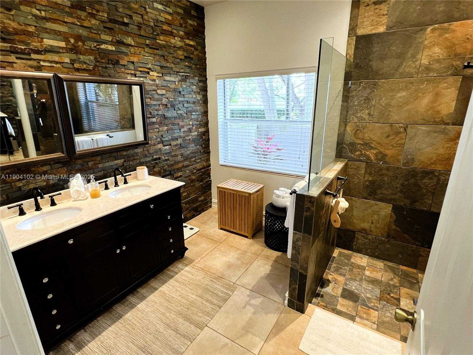 Small Image of 1971 LANDING WAY, Weston Number 21