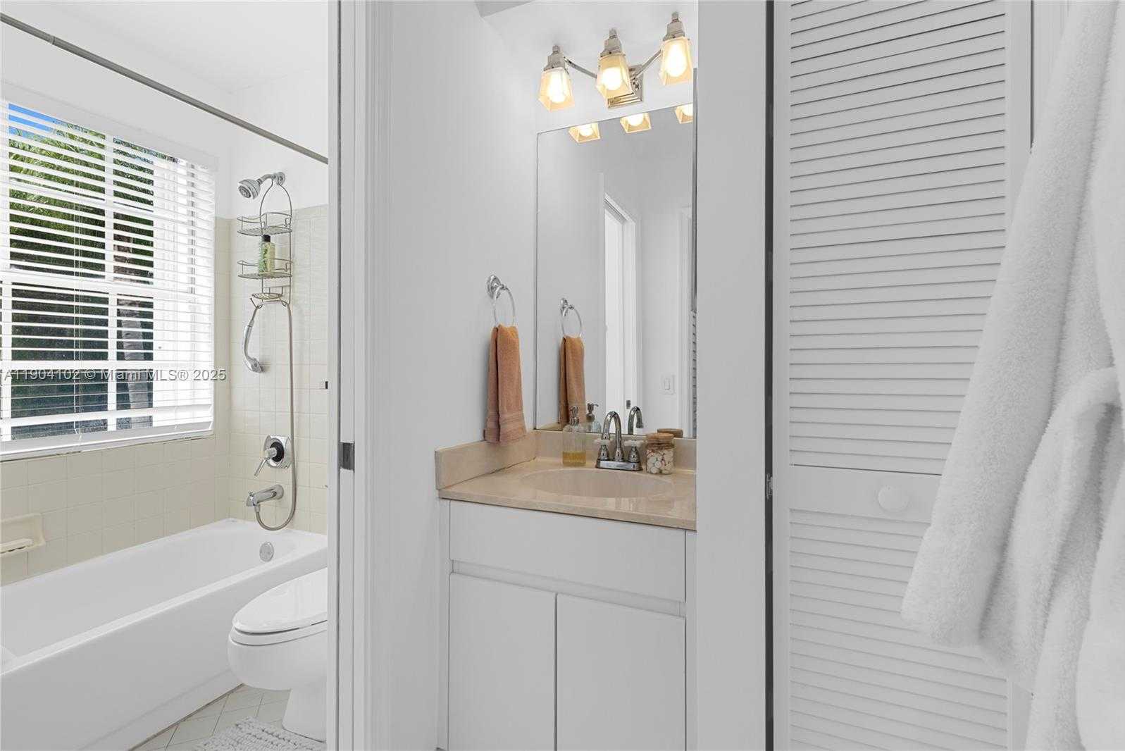 Small Image of 1971 LANDING WAY, Weston Number 30