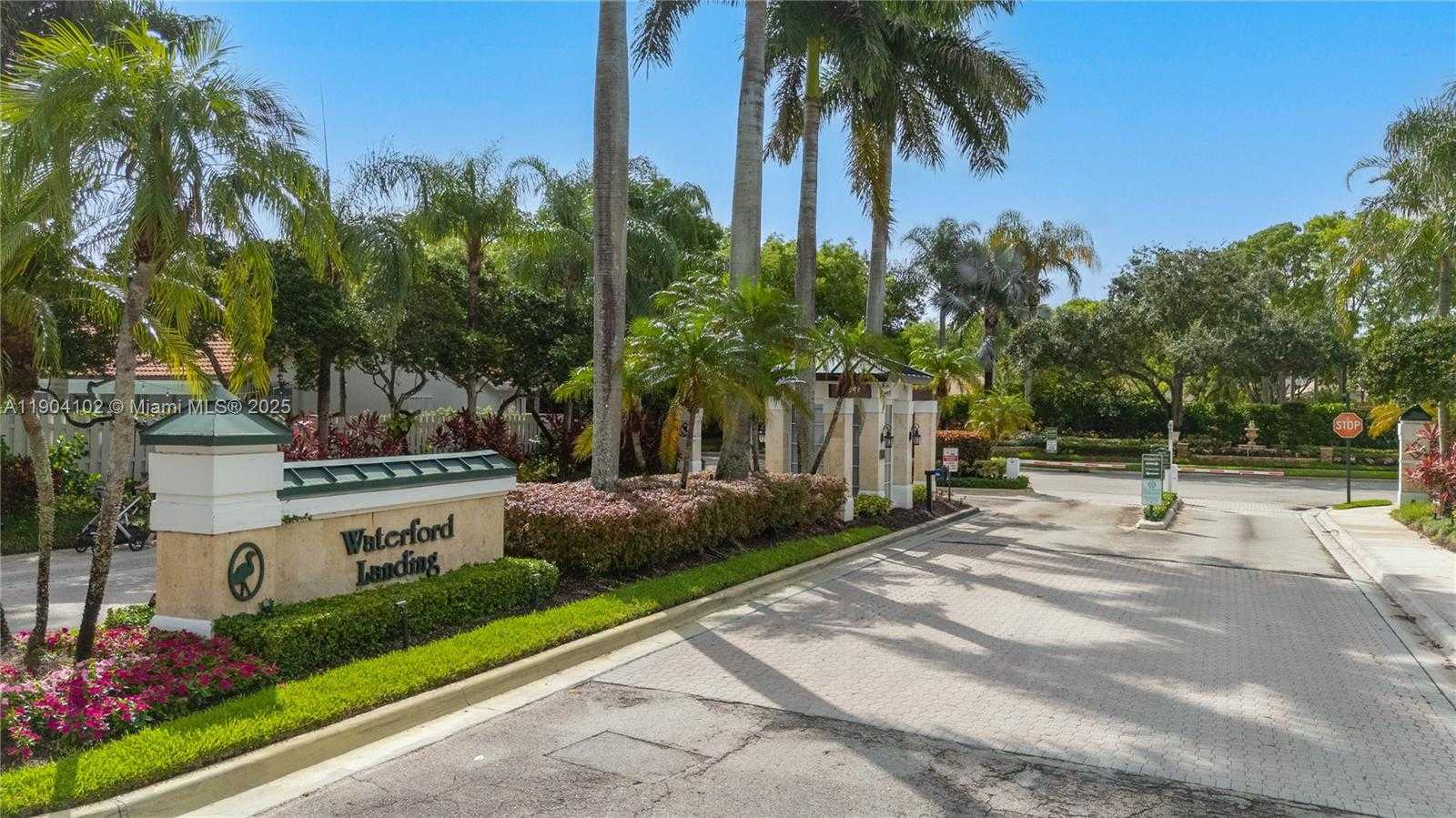 Small Image of 1971 LANDING WAY, Weston Number 32