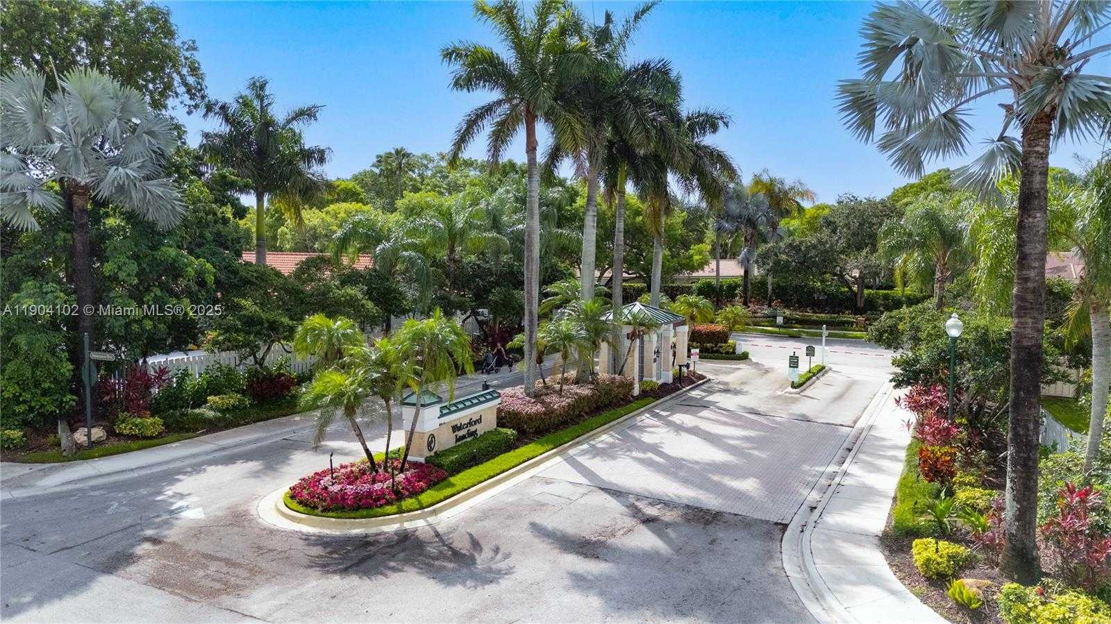 Small Image of 1971 LANDING WAY, Weston Number 33