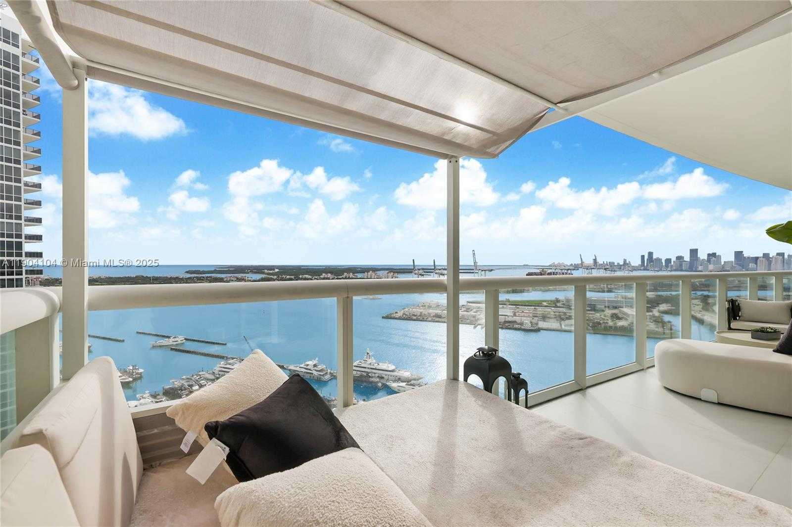 Small Image of 450 ALTON RD #2603, Miami Beach Number 13