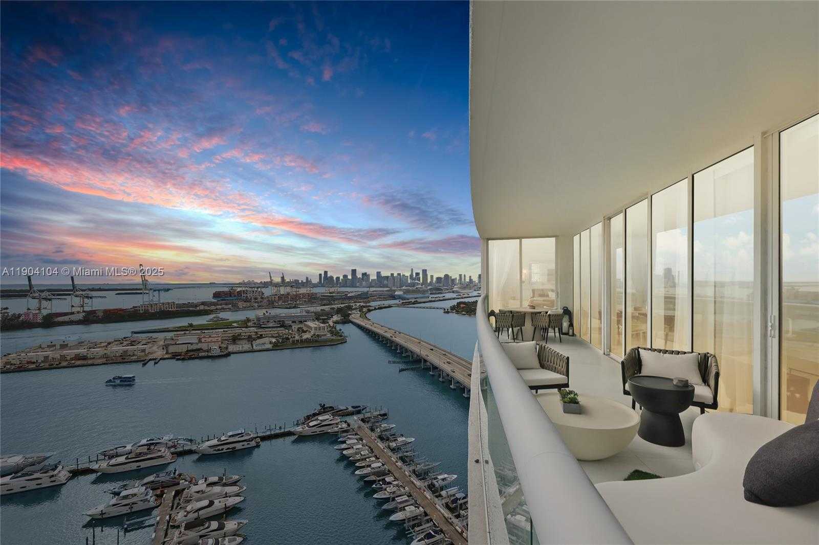 Small Image of 450 ALTON RD #2603, Miami Beach Number 15