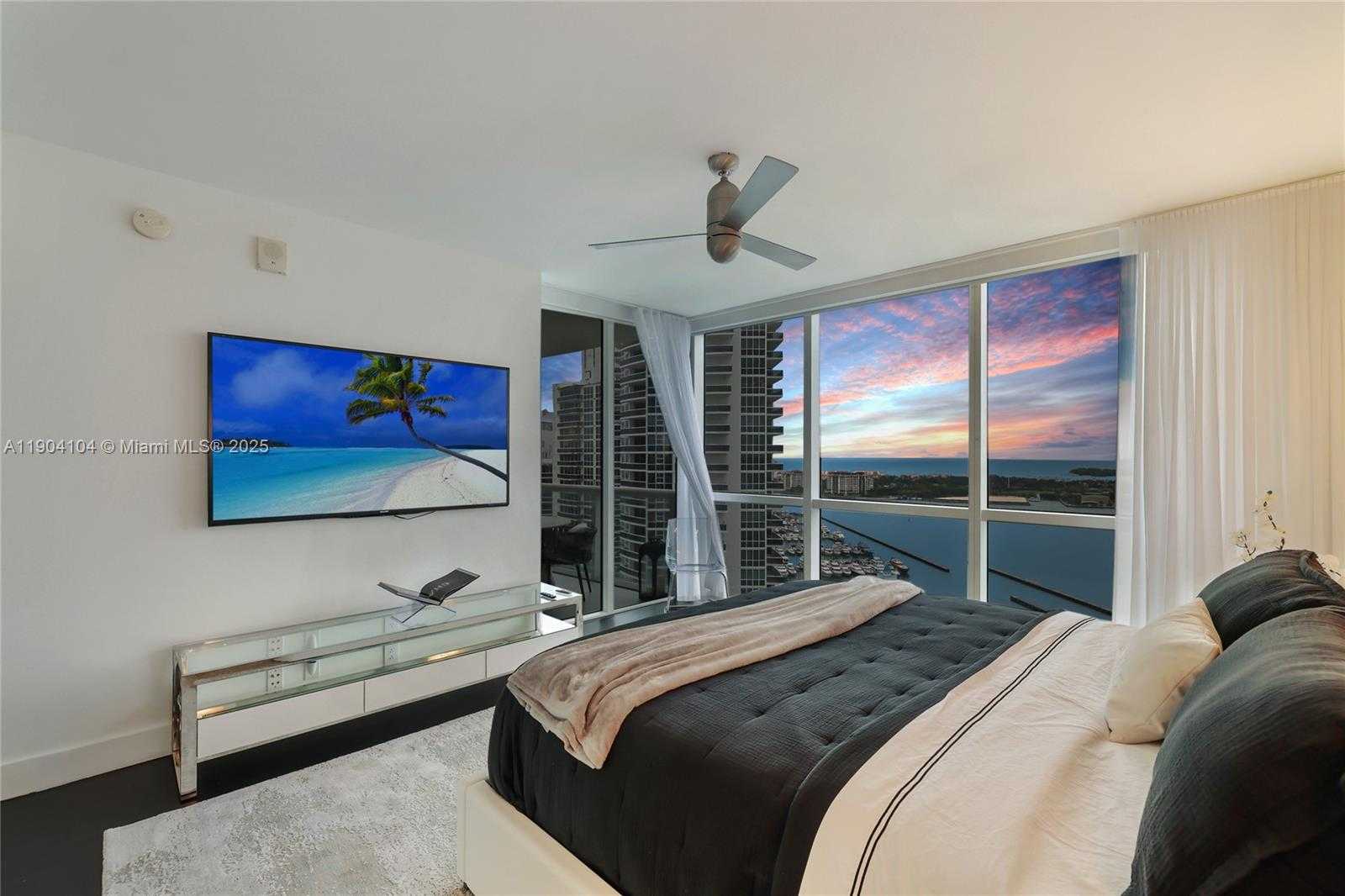 Small Image of 450 ALTON RD #2603, Miami Beach Number 32