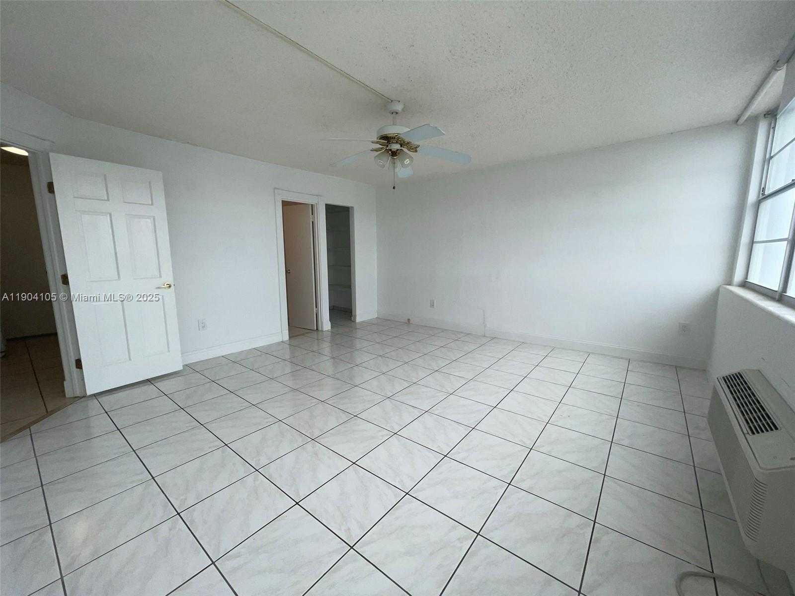 Small Image of 5313 COLLINS AVE #510, Miami Beach Number 10