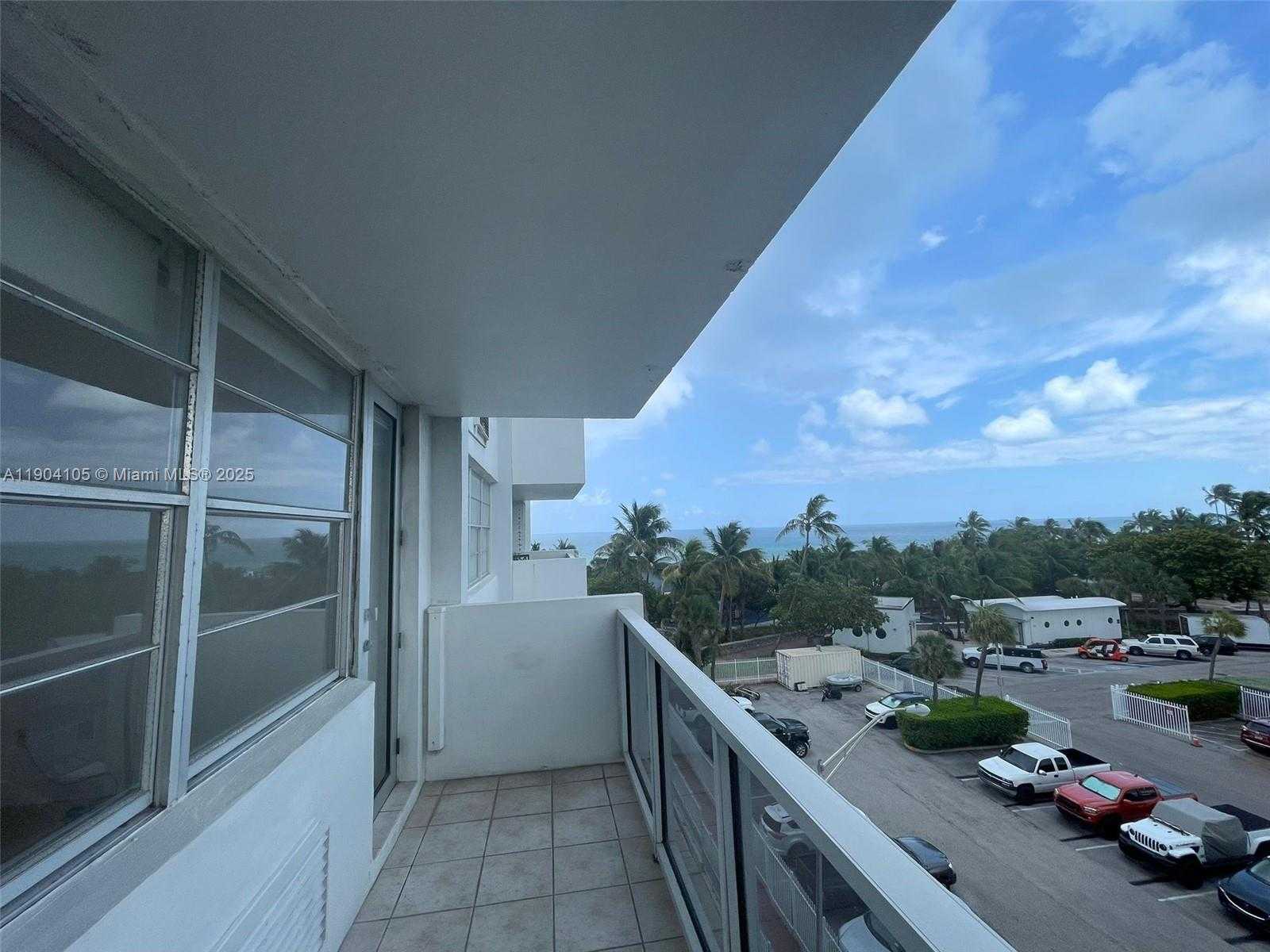 Small Image of 5313 COLLINS AVE #510, Miami Beach Number 16