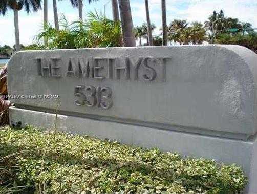 Small Image of 5313 COLLINS AVE #510, Miami Beach Number 2