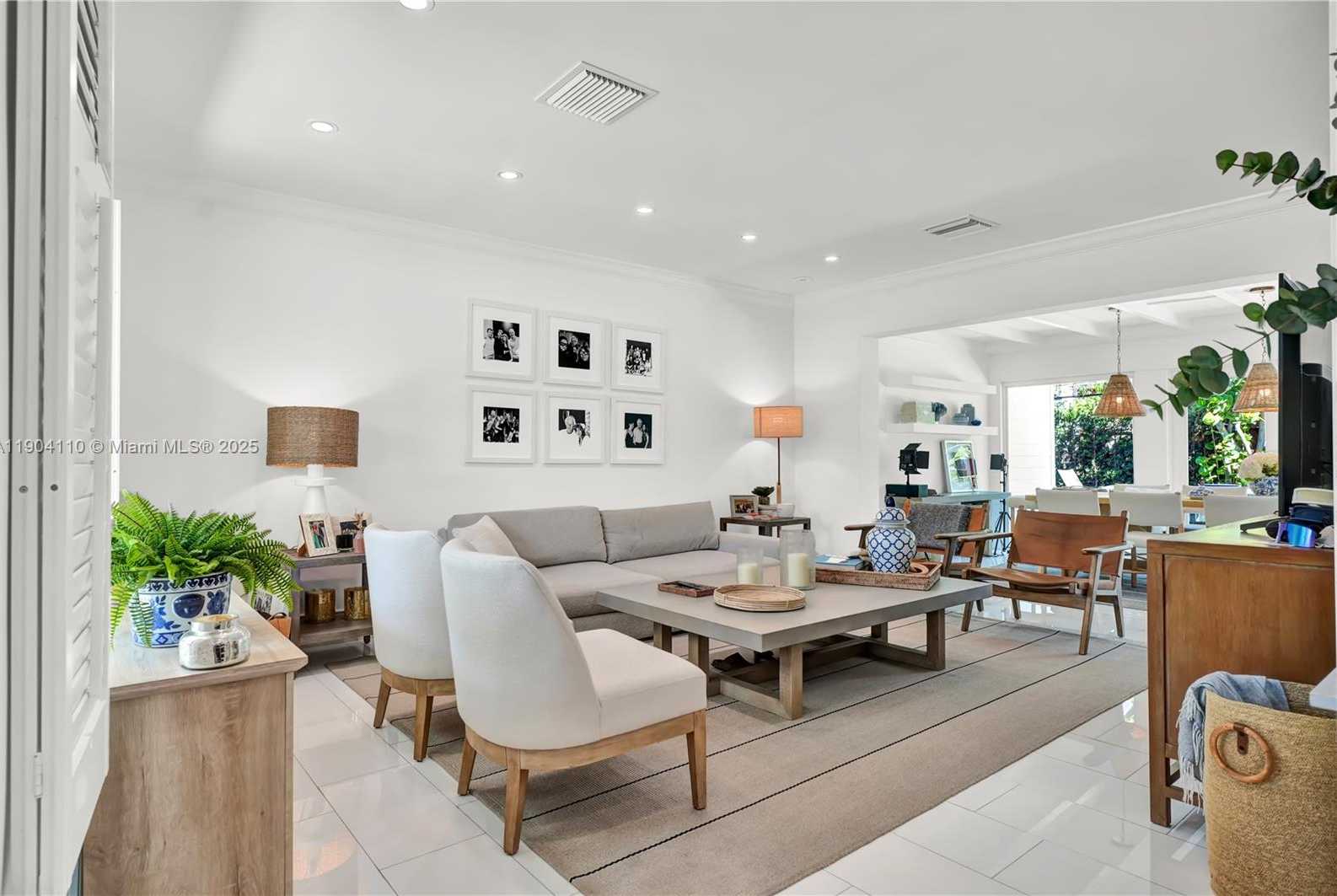 Small Image of 365 WEST ENID DR, Key Biscayne Number 10