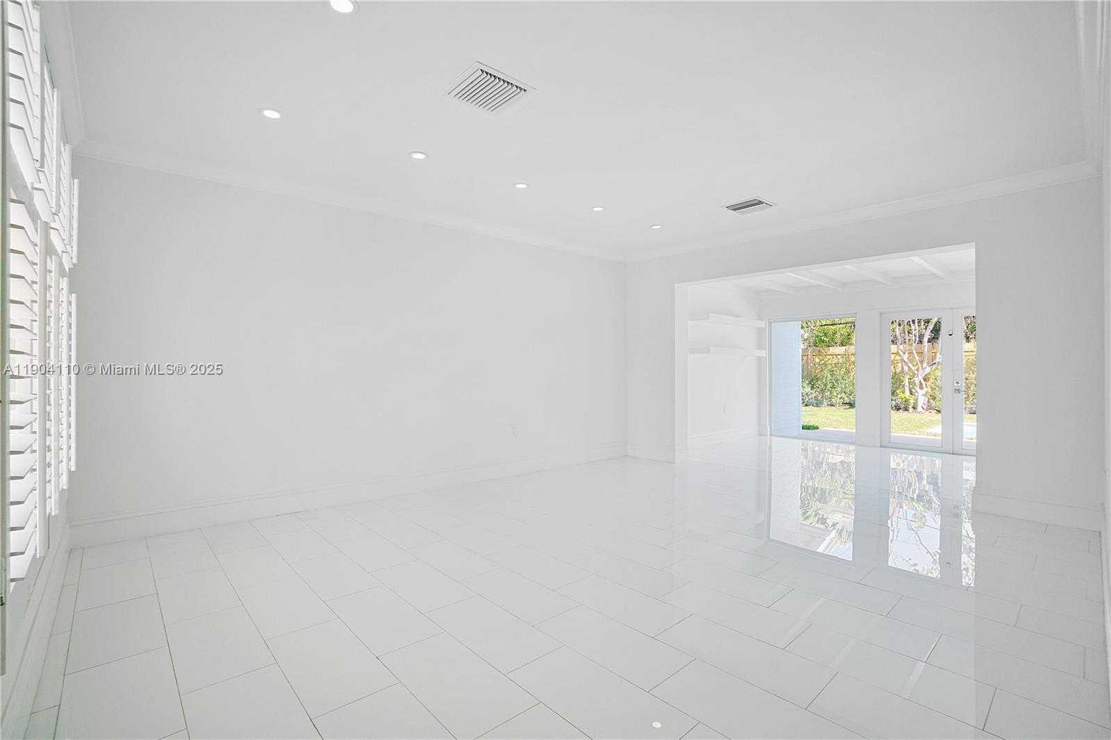 Small Image of 365 WEST ENID DR, Key Biscayne Number 11