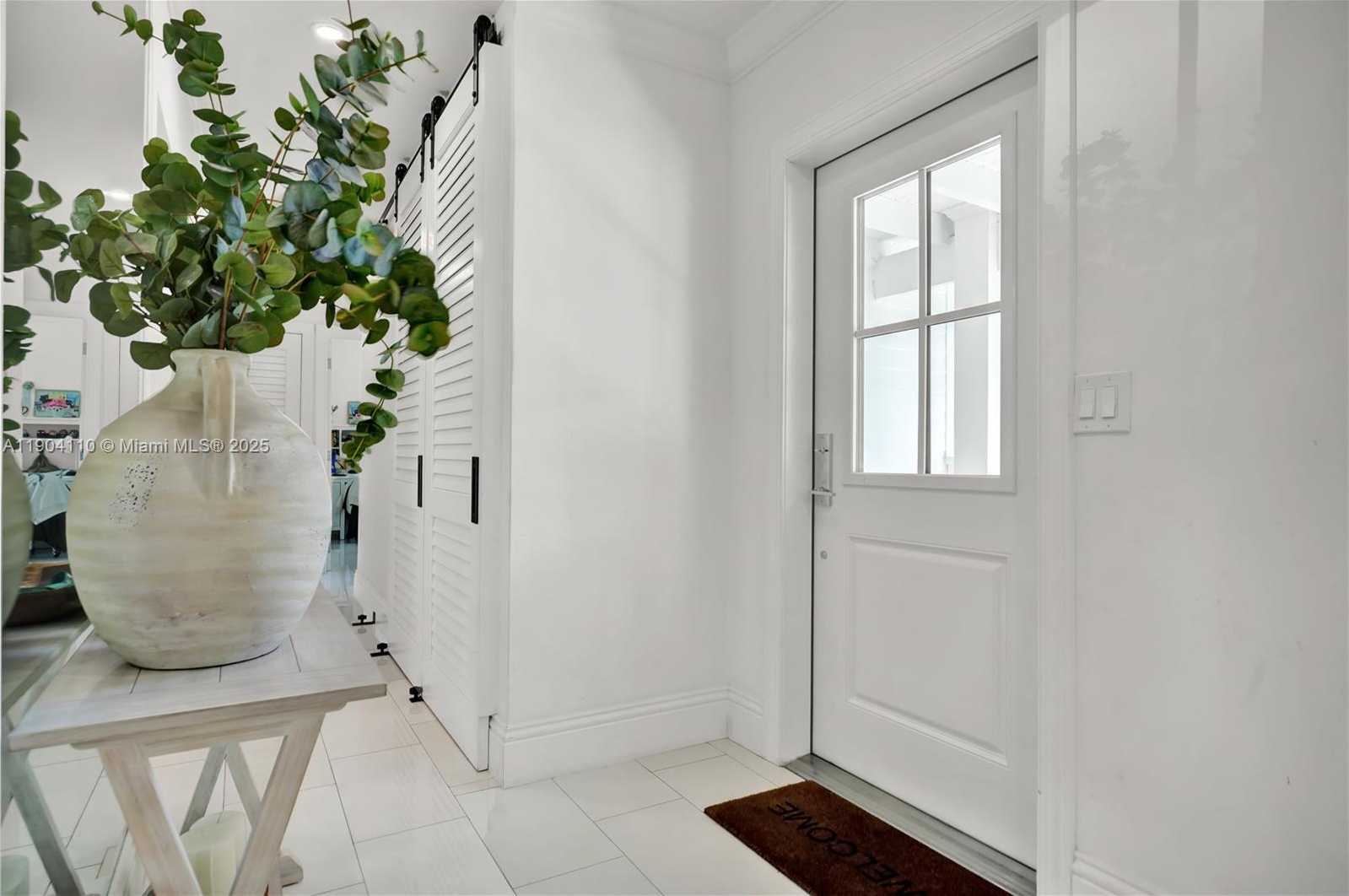 Small Image of 365 WEST ENID DR, Key Biscayne Number 40