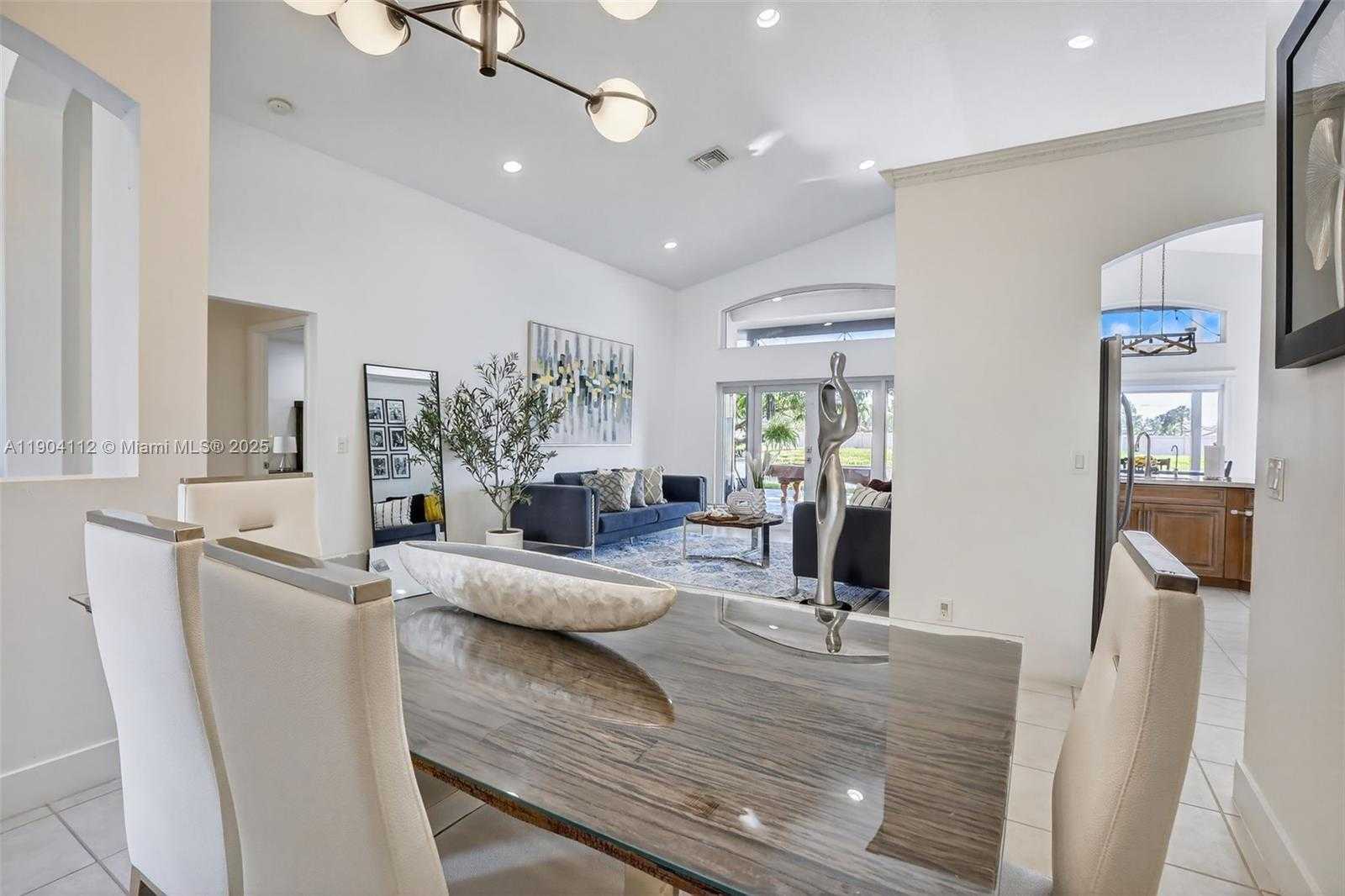 Small Image of 18950 SOUTH WEST 16TH ST #1950, Pembroke Pines Number 11