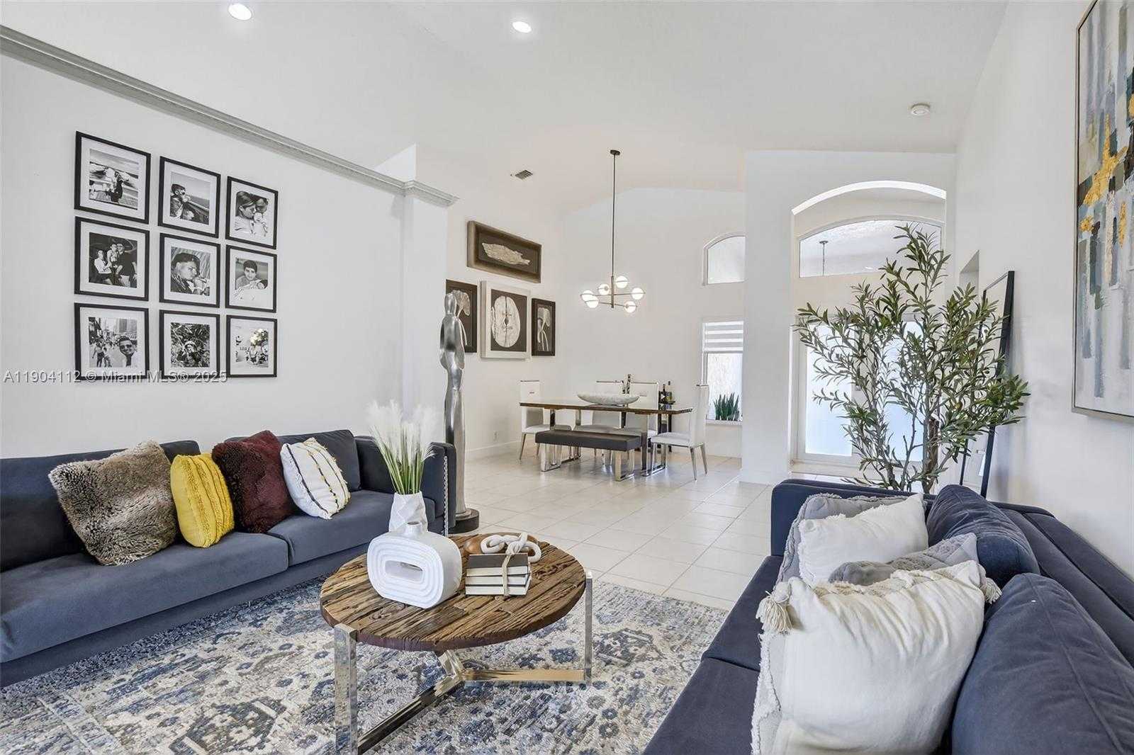 Small Image of 18950 SOUTH WEST 16TH ST #1950, Pembroke Pines Number 13