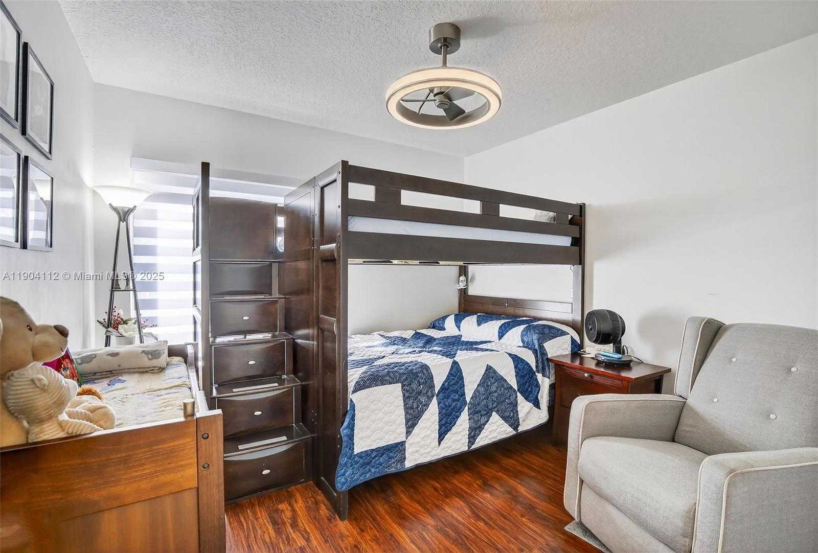 Small Image of 18950 SOUTH WEST 16TH ST #1950, Pembroke Pines Number 37