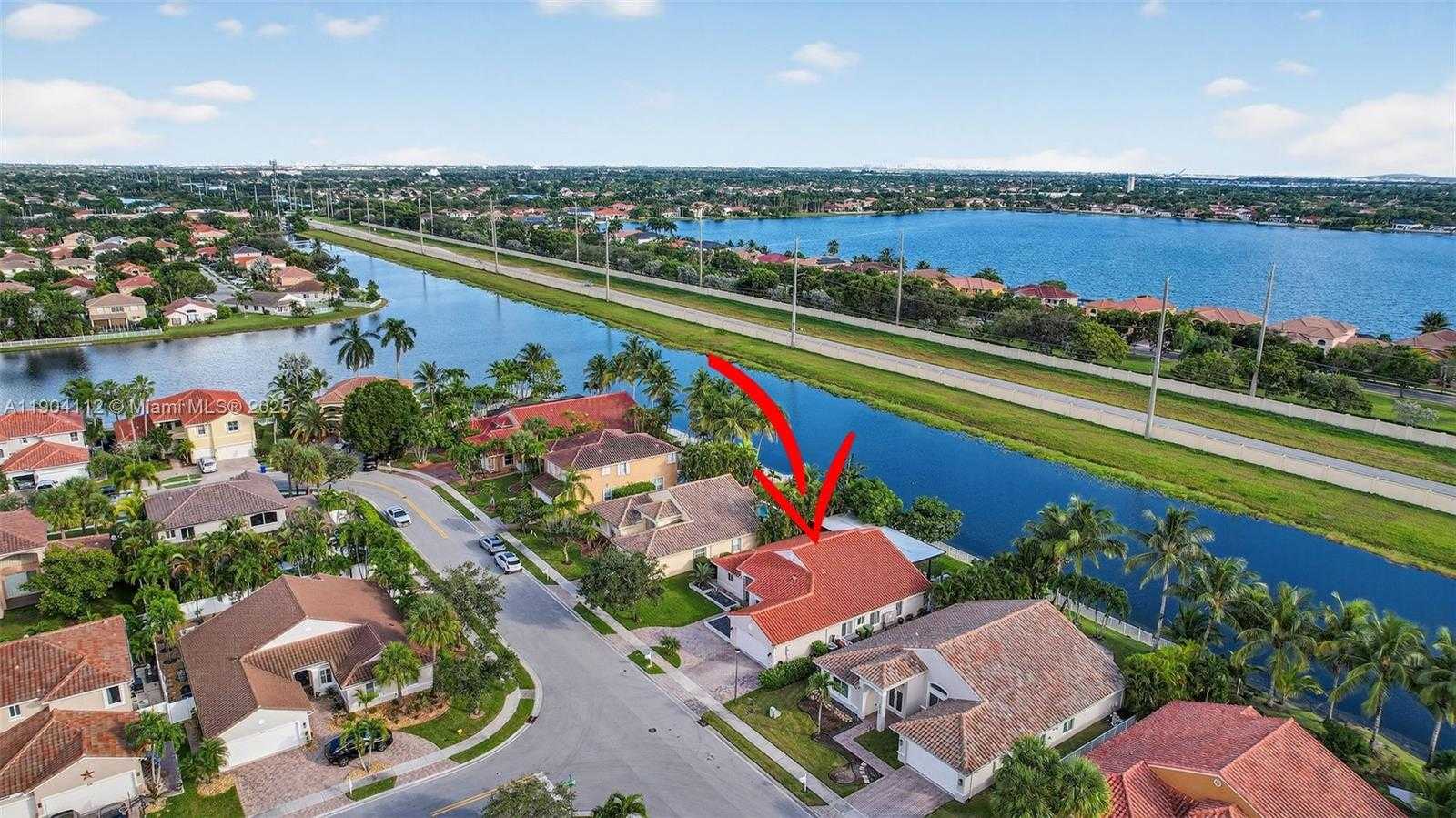 Small Image of 18950 SOUTH WEST 16TH ST #1950, Pembroke Pines Number 6