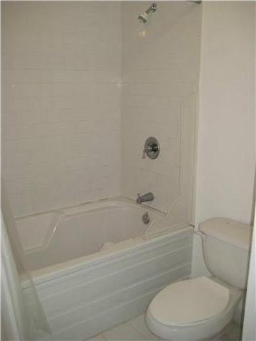 Small Image of 690 SOUTH WEST 1 CT #1211, Miami Number 7