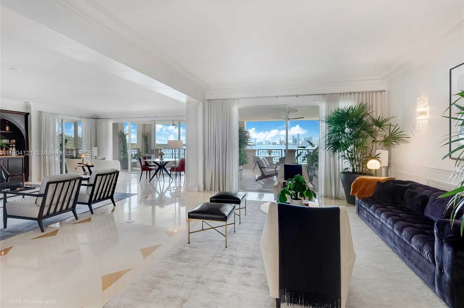 Small Image of 4822 FISHER ISLAND DR #4822, Miami Beach Number 10