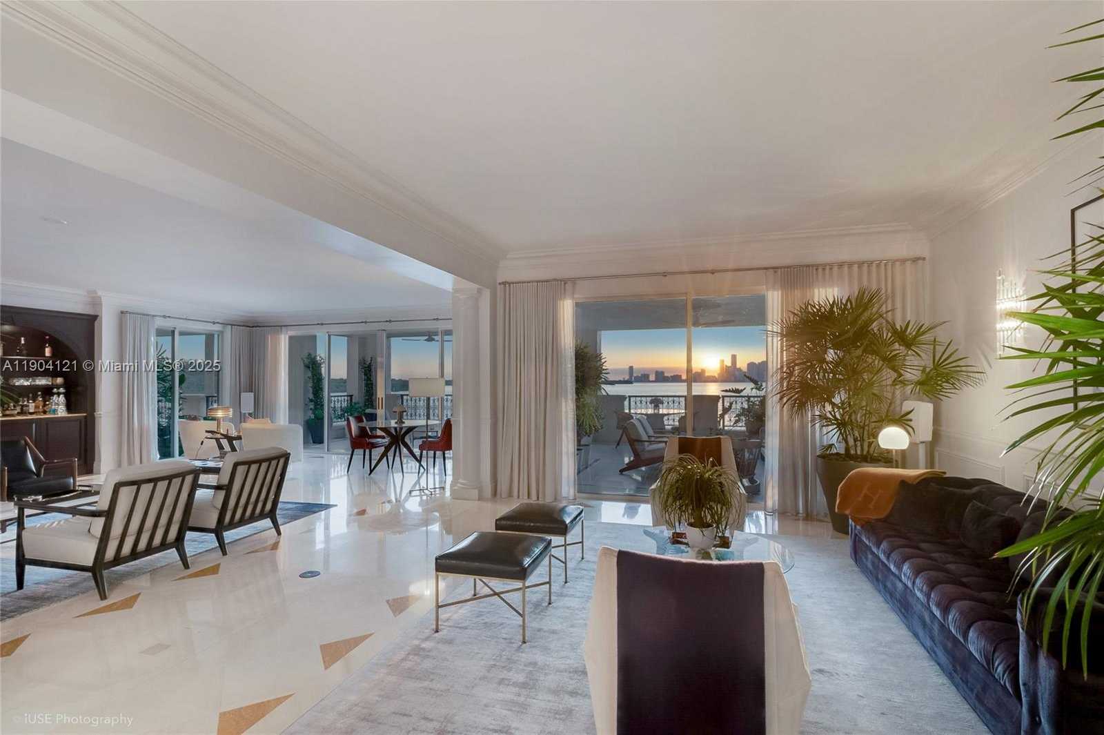 Small Image of 4822 FISHER ISLAND DR #4822, Miami Beach Number 12