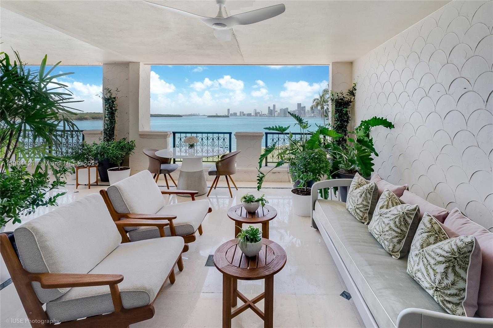 Small Image of 4822 FISHER ISLAND DR #4822, Miami Beach Number 34