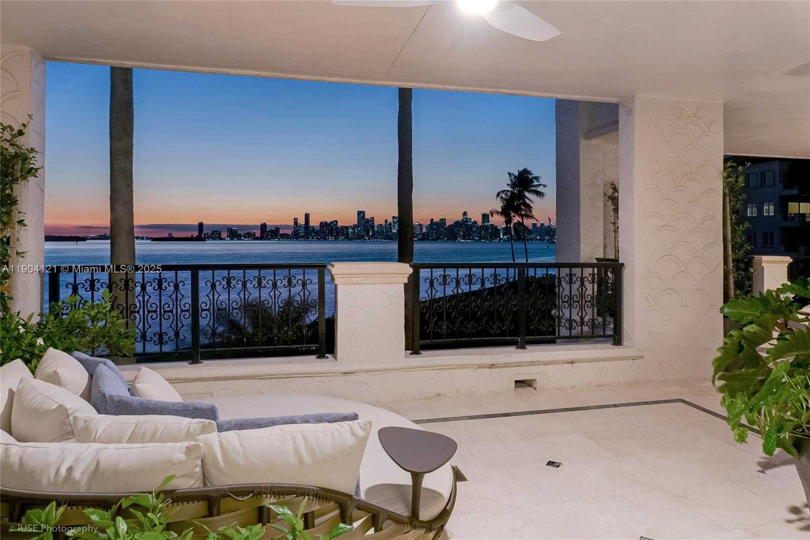 Small Image of 4822 FISHER ISLAND DR #4822, Miami Beach Number 4