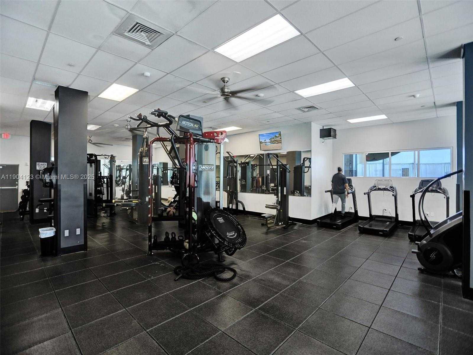 Small Image of 2501 SOUTH OCEAN DR #505, Hollywood Number 30