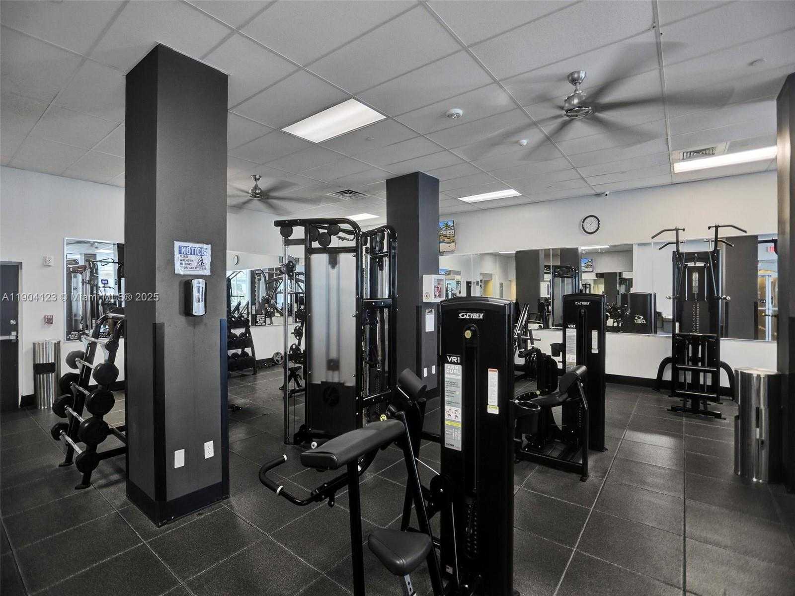 Small Image of 2501 SOUTH OCEAN DR #505, Hollywood Number 31