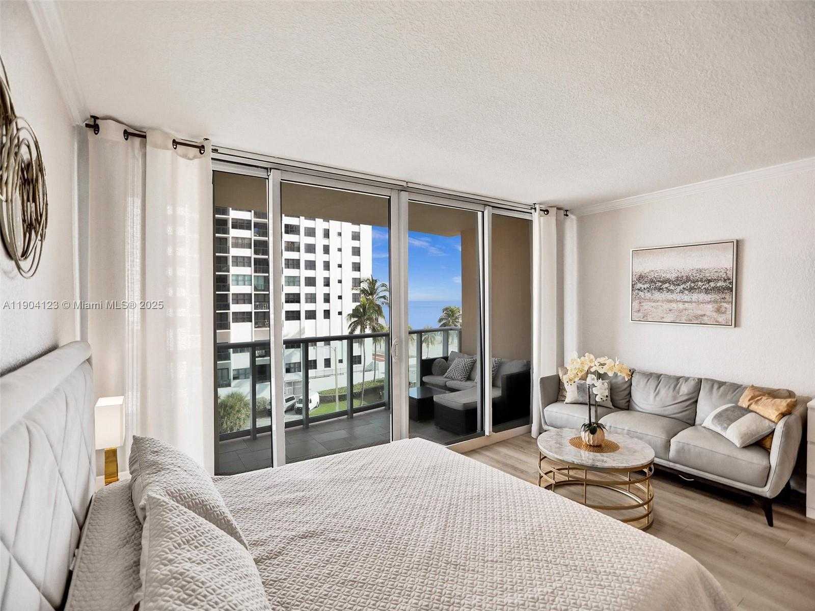 Small Image of 2501 SOUTH OCEAN DR #505, Hollywood Number 6