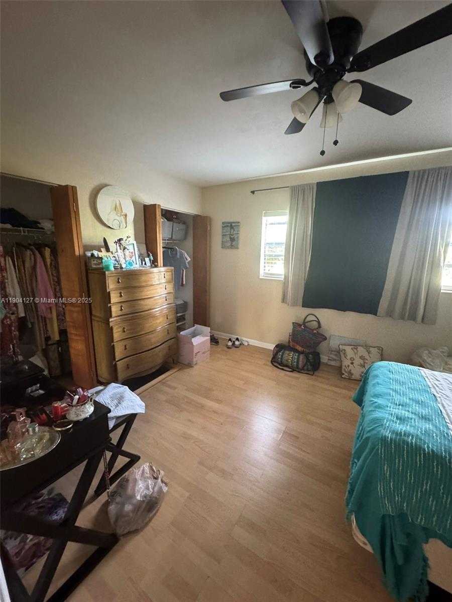 Small Image of 270 SOUTH EAST LAYNE BLVD #212, Hallandale Beach Number 18