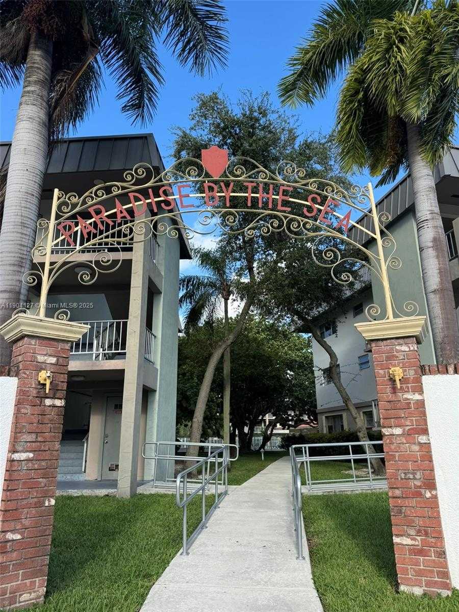 Small Image of 270 SOUTH EAST LAYNE BLVD #212, Hallandale Beach Number 21