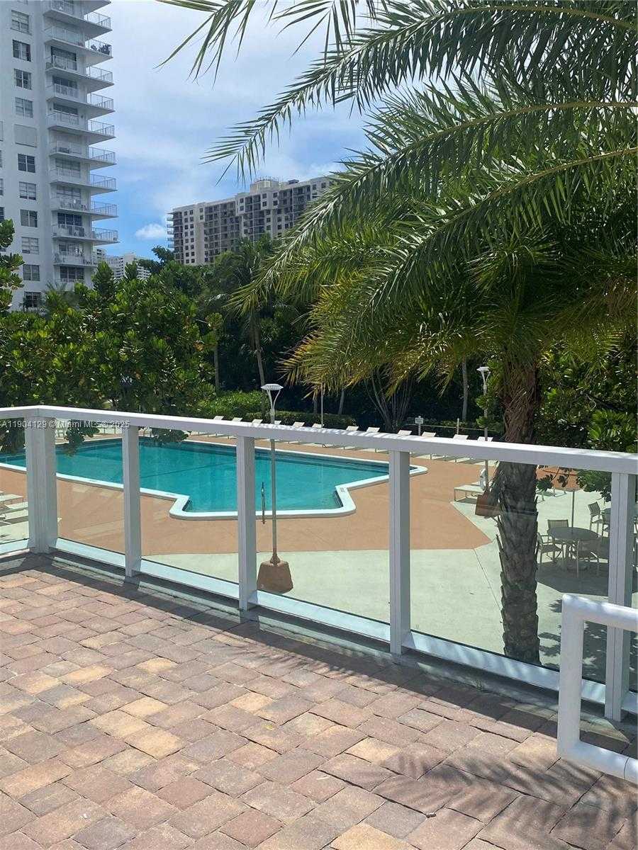 Small Image of 2801 NORTH EAST 183RD ST #1004W, Aventura Number 12
