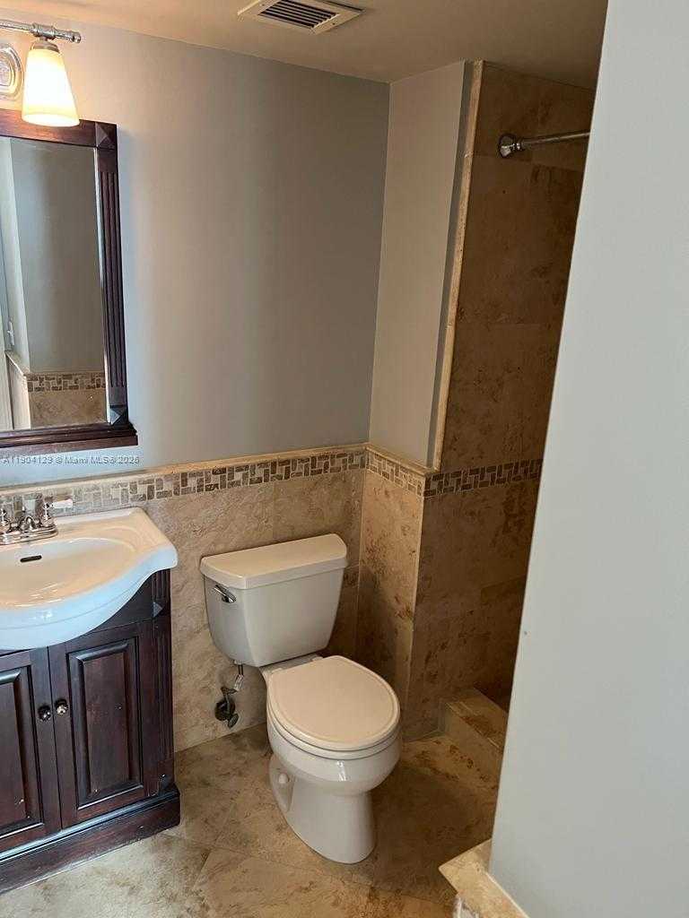 Small Image of 2801 NORTH EAST 183RD ST #1004W, Aventura Number 2