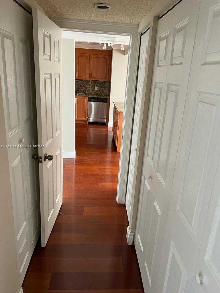 Small Image of 2801 NORTH EAST 183RD ST #1004W, Aventura Number 6