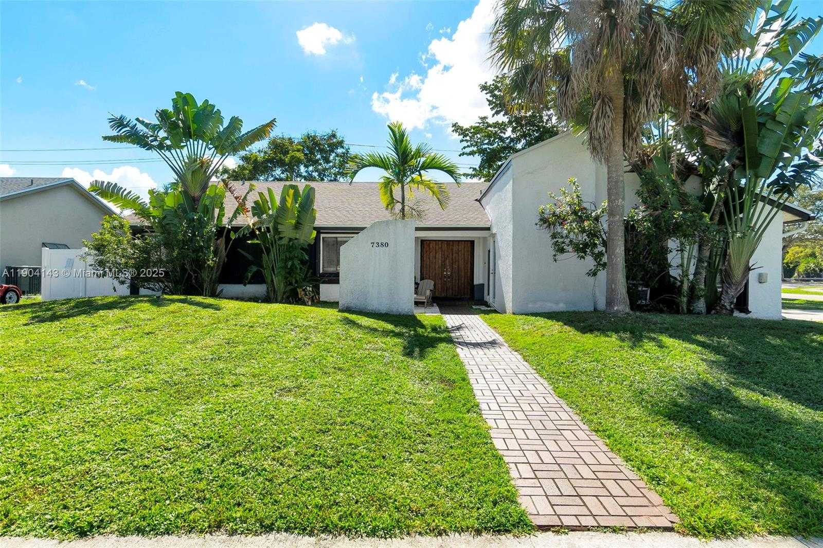 Small Image of 7380 NORTH WEST 44TH CT, Lauderhill Number 2