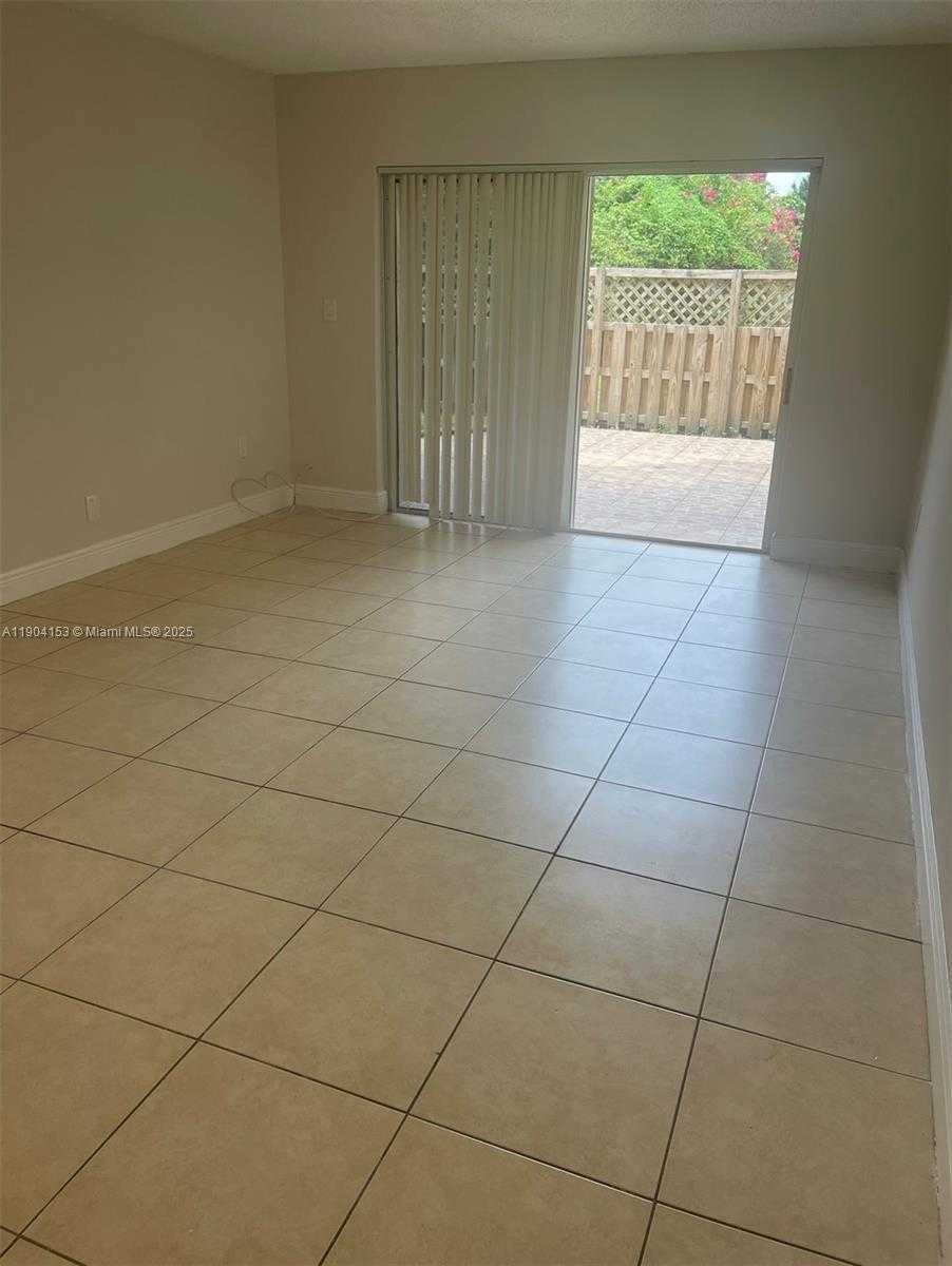 Small Image of 4800 NORTH WEST 79TH AVE #102, Doral Number 5
