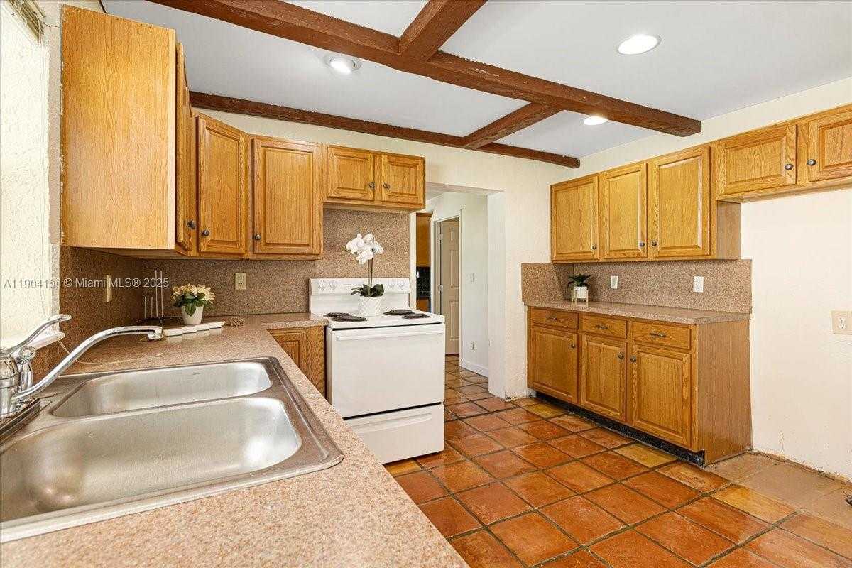 Small Image of 4421 SOUTH WEST 73RD TER, Davie Number 20