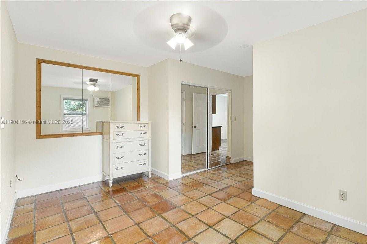 Small Image of 4421 SOUTH WEST 73RD TER, Davie Number 28