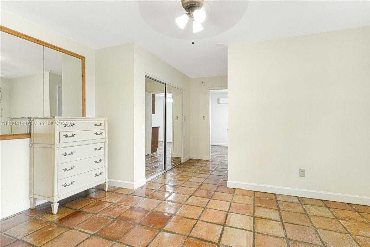 Small Image of 4421 SOUTH WEST 73RD TER, Davie Number 29