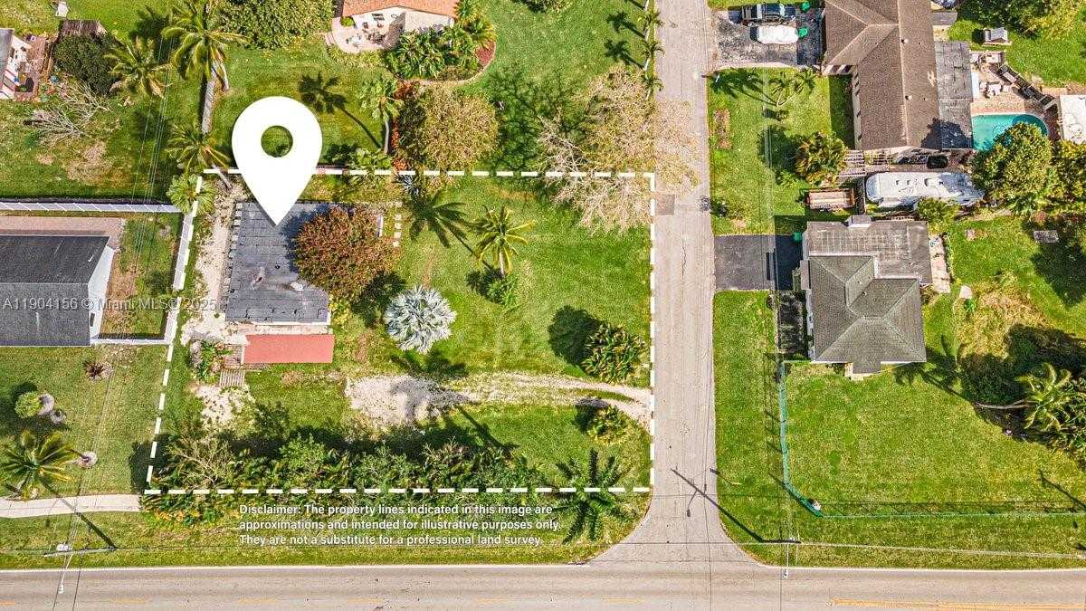 Small Image of 4421 SOUTH WEST 73RD TER, Davie Number 32