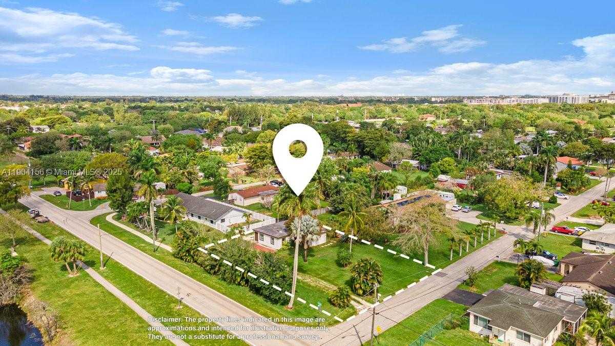 Small Image of 4421 SOUTH WEST 73RD TER, Davie Number 34