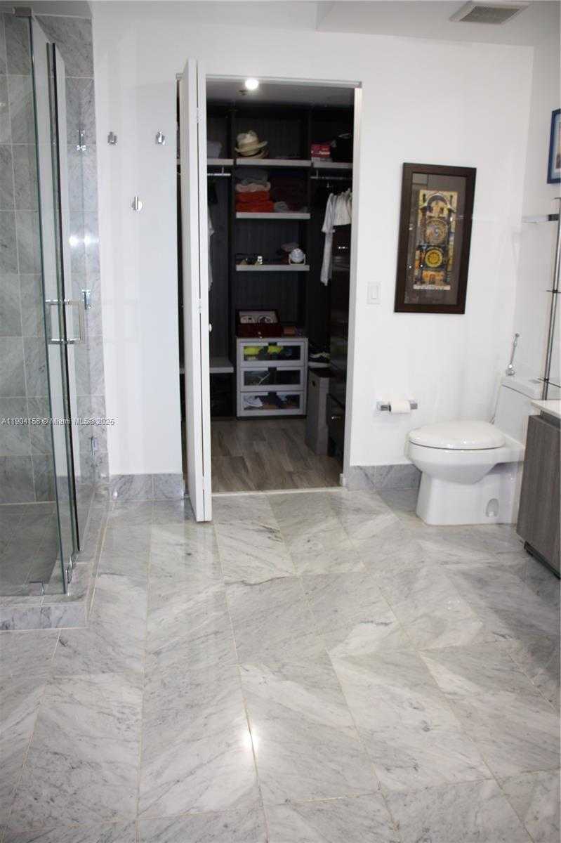 Small Image of 801 SOUTH MIAMI AVE #5508, Miami Number 23