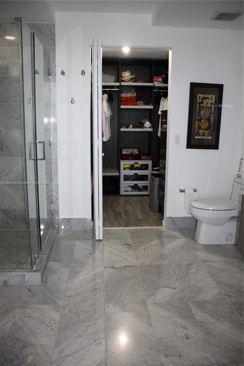 Small Image of 801 SOUTH MIAMI AVE #5508, Miami Number 27